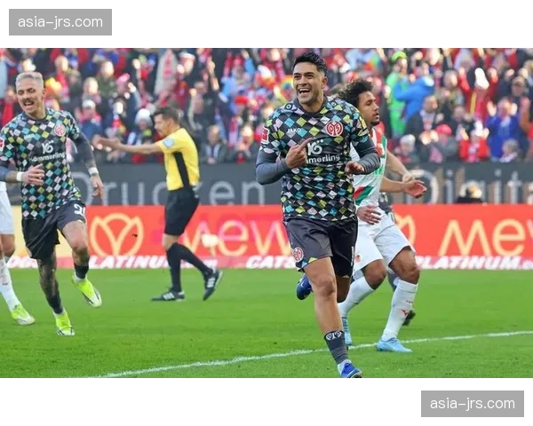 美因茨核心阿米里点球9球 成球队进攻绝对核心